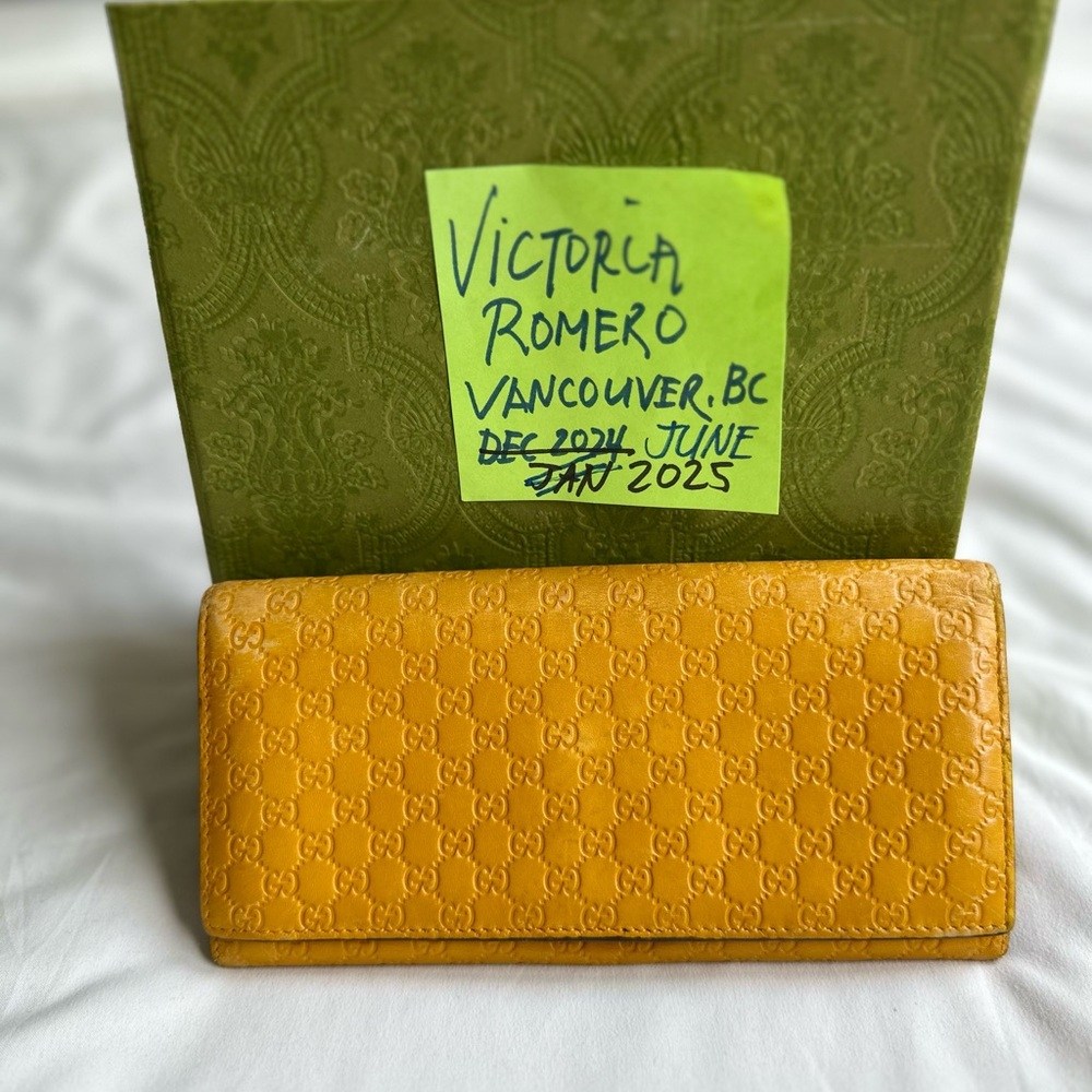 Gucci Yellow Leather Continental Wallet with GG Monogram